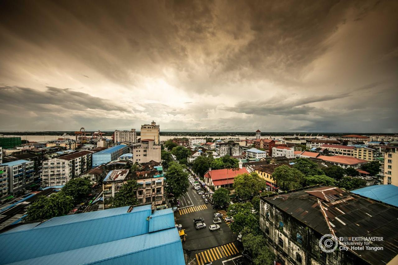 シティー ホテル ヤンゴン エクステリア 写真