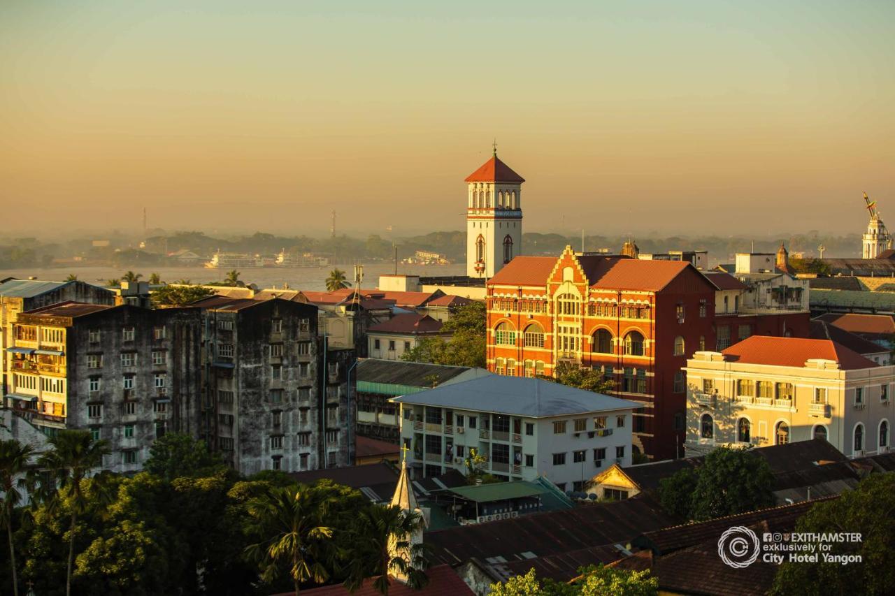 シティー ホテル ヤンゴン エクステリア 写真